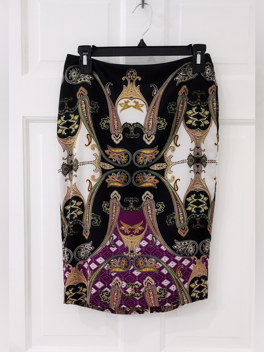 Y2K Vince Camuto Sz 0 Printed Pencil Skirt in Black, White & Purple